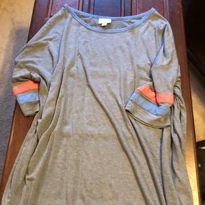 EUC Large LuLaRoe Irma